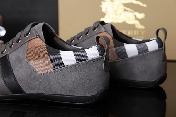 Burberry Fashion Men Sneakers--052